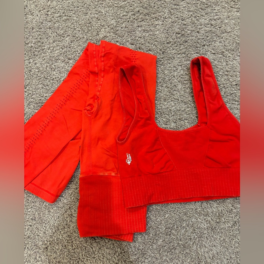 Red free people movement set xs/s